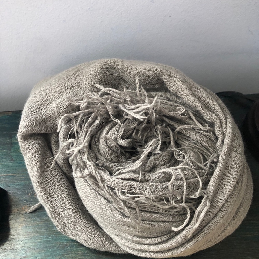 Chan Luu Scarf - Grey